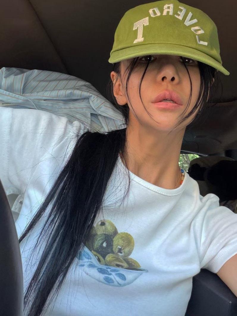 橄欖塗鴉棉質上衣